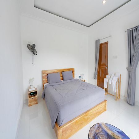 Batur Kencana Villa Mitra Reddoorz Baturaja  المظهر الخارجي الصورة