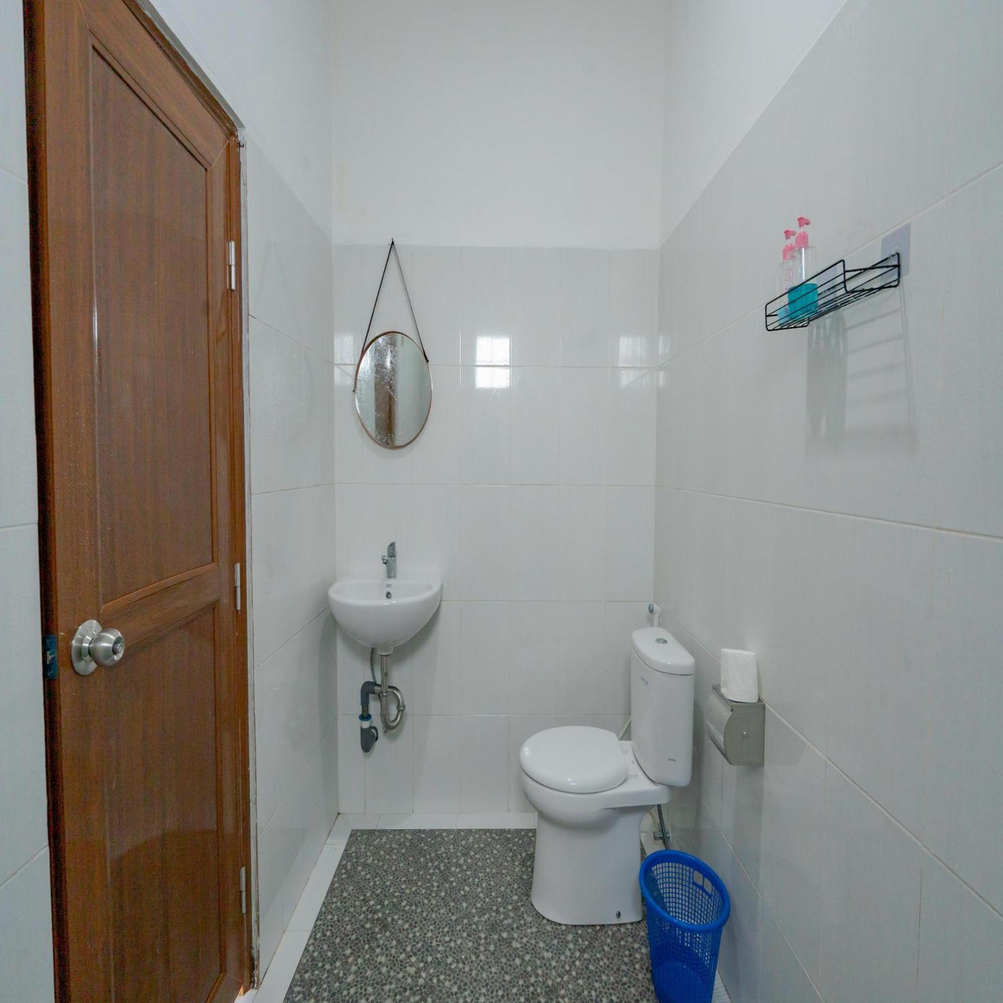 Batur Kencana Villa Mitra Reddoorz Baturaja  المظهر الخارجي الصورة