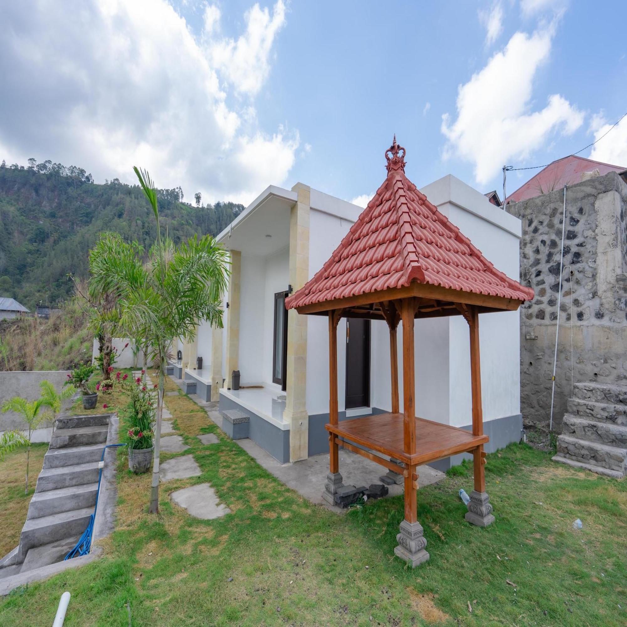 Batur Kencana Villa Mitra Reddoorz Baturaja  المظهر الخارجي الصورة